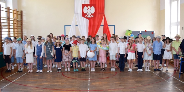 2023-06-23-koniecroku3klasy-08.JPG